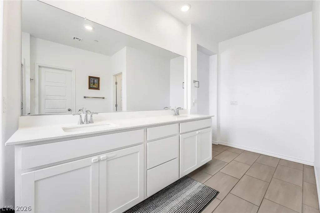 272 Mount Williamson, Henderson, NV 89015