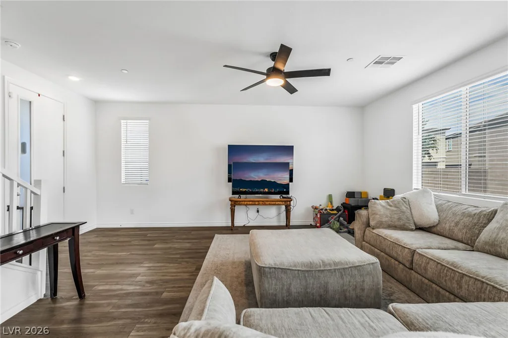 272 Mount Williamson, Henderson, NV 89015