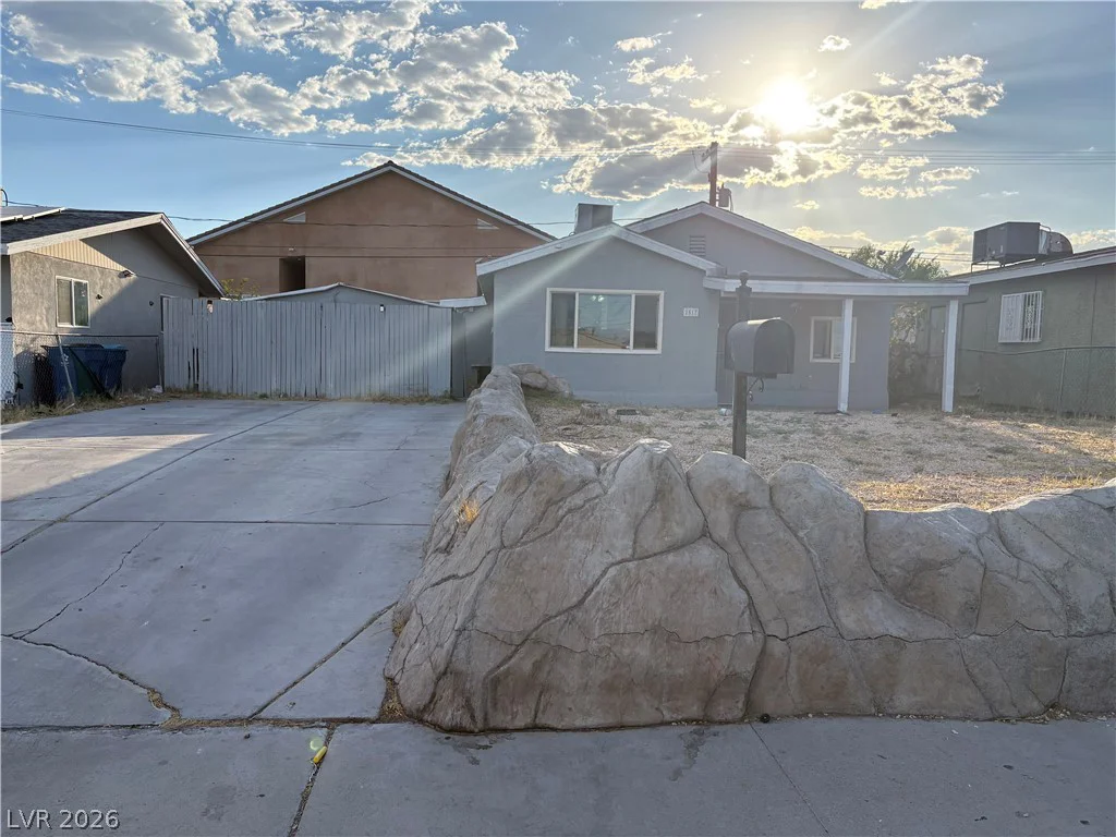 2517 Magnet, North Las Vegas, NV 89030