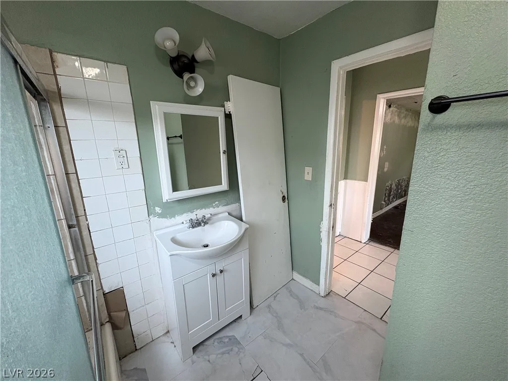 2517 Magnet, North Las Vegas, NV 89030