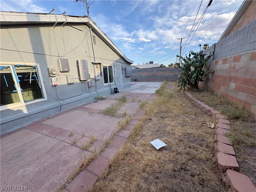 2517 Magnet, North Las Vegas, NV 89030