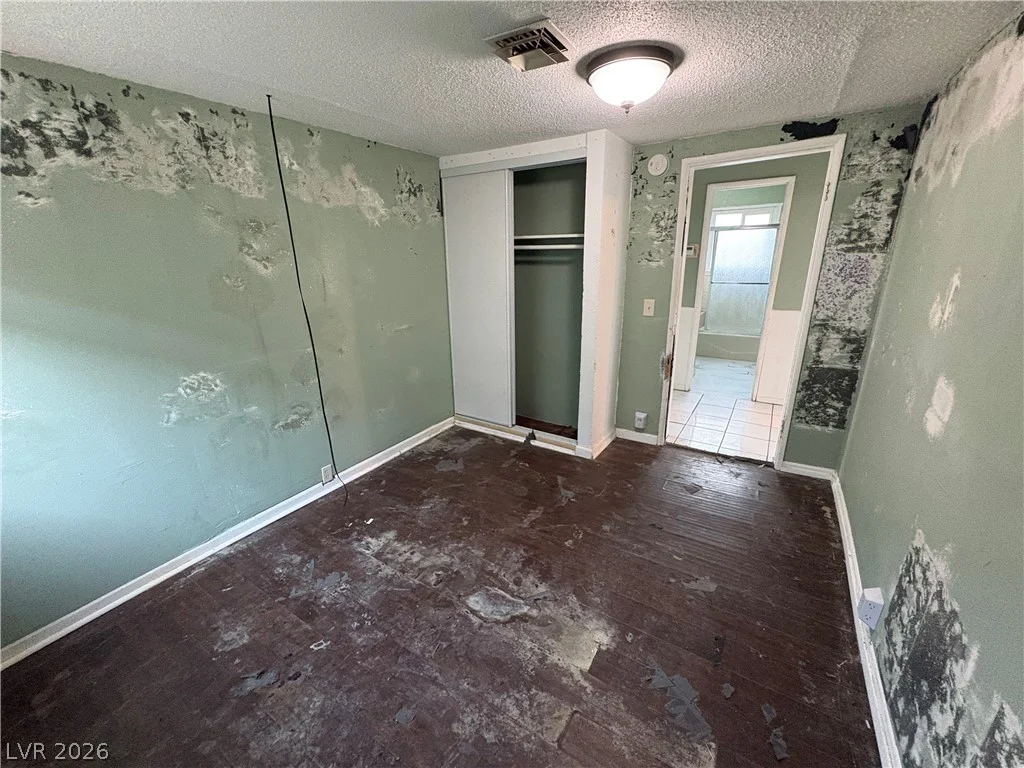 2517 Magnet, North Las Vegas, NV 89030