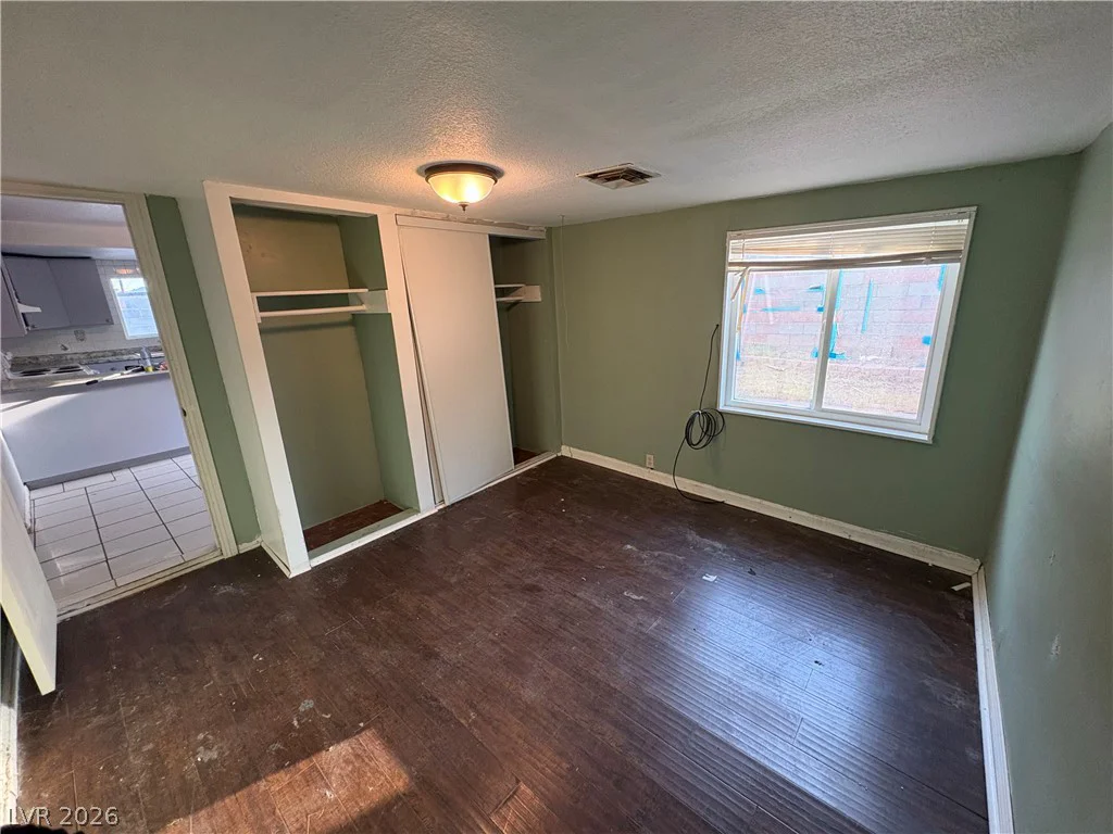 2517 Magnet, North Las Vegas, NV 89030