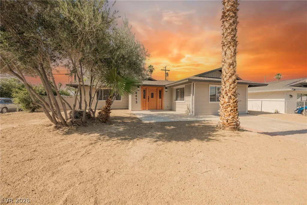 4413 Sunrise, Las Vegas, NV 89110