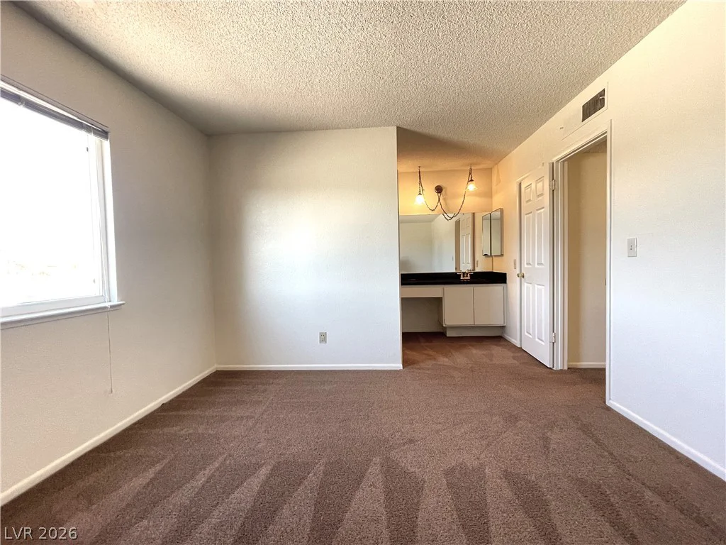 574 Roxella, Las Vegas, NV 89110