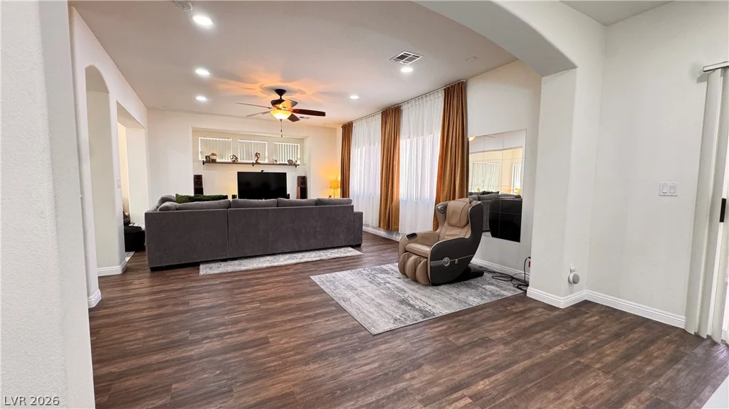 1016 Bistro Bay, North Las Vegas, NV 89086