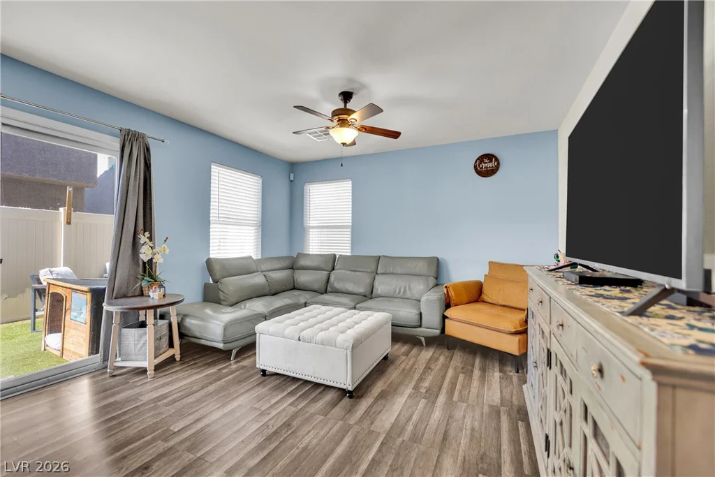 3636 Via Del Robles, Las Vegas, NV 89115