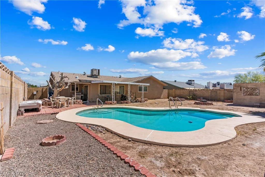 4341 El Esteban, Las Vegas, NV 89121