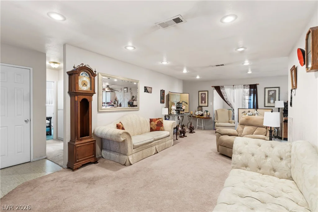 4341 El Esteban, Las Vegas, NV 89121