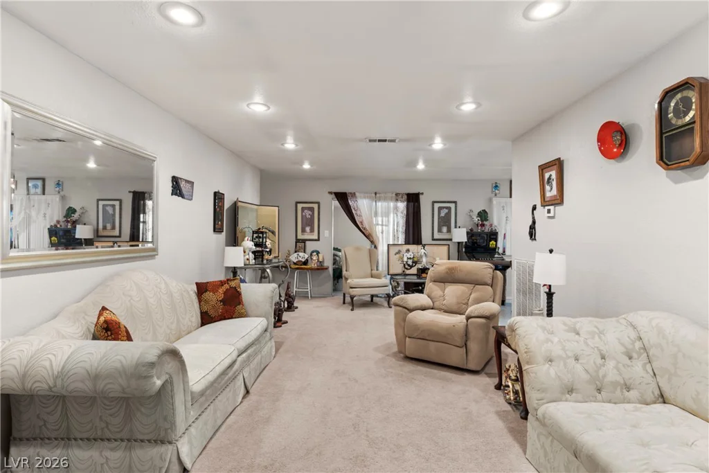 4341 El Esteban, Las Vegas, NV 89121