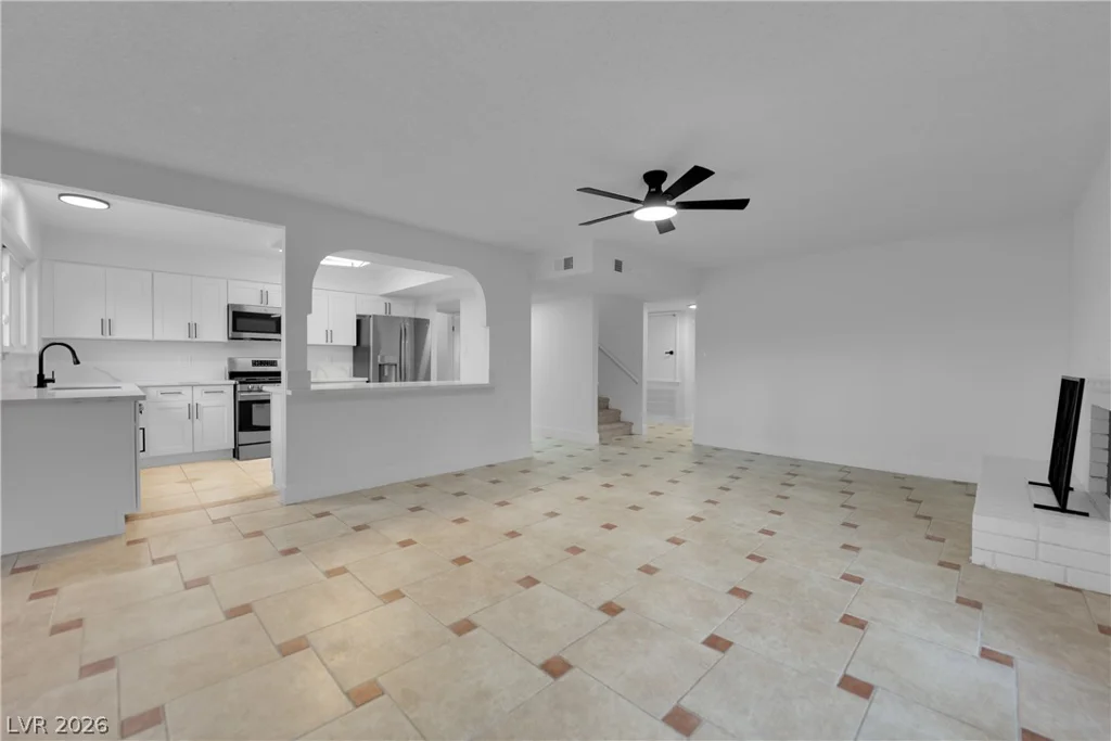 100 Sedran, Las Vegas, NV 89145