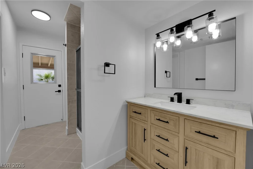 100 Sedran, Las Vegas, NV 89145