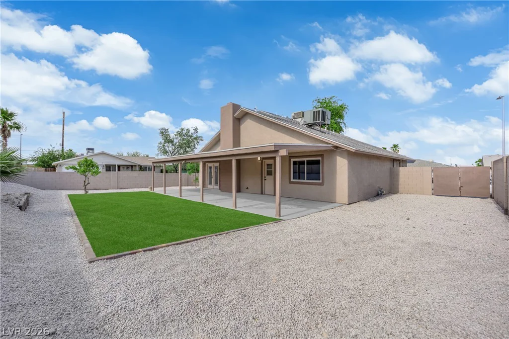100 Sedran, Las Vegas, NV 89145