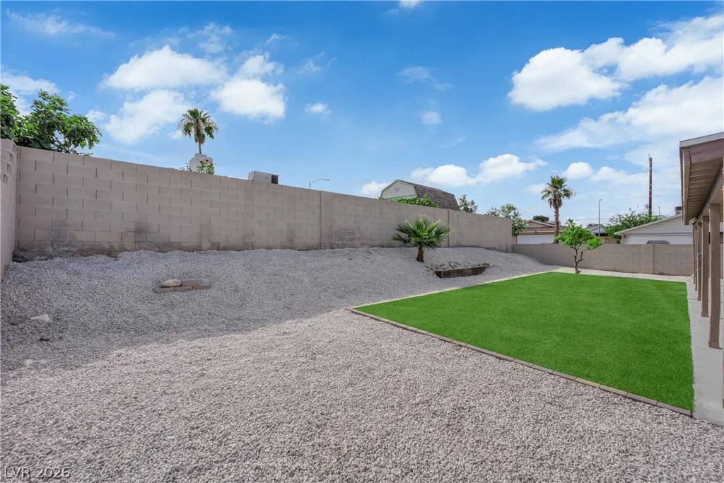100 Sedran, Las Vegas, NV 89145