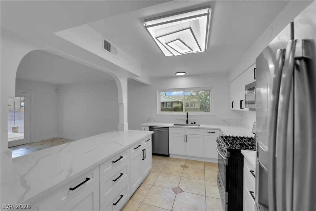 100 Sedran, Las Vegas, NV 89145