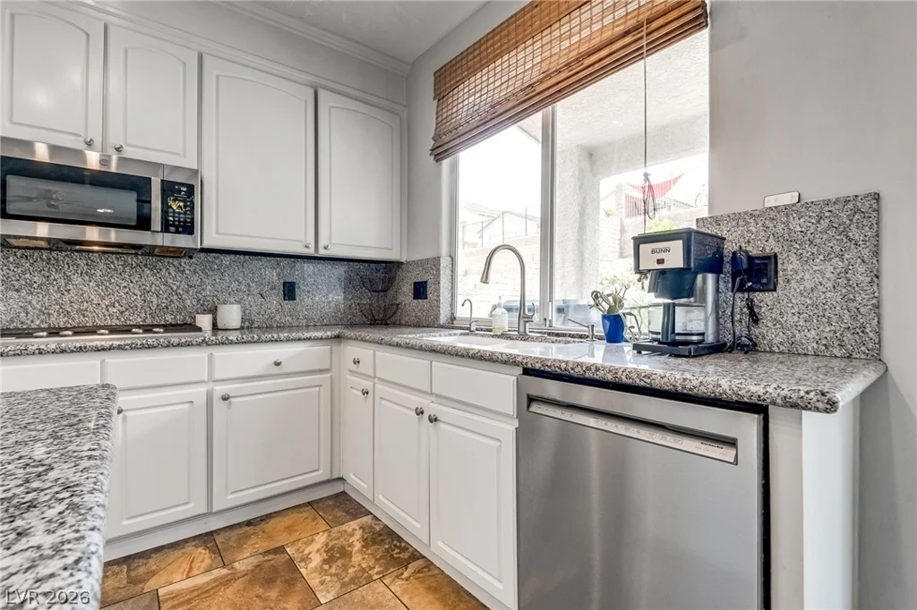 2393 Stansbury, Henderson, NV 89052