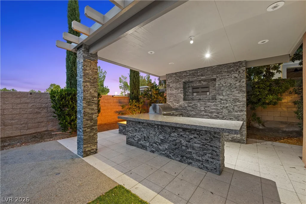 8 Tea Olive, Las Vegas, NV 89141