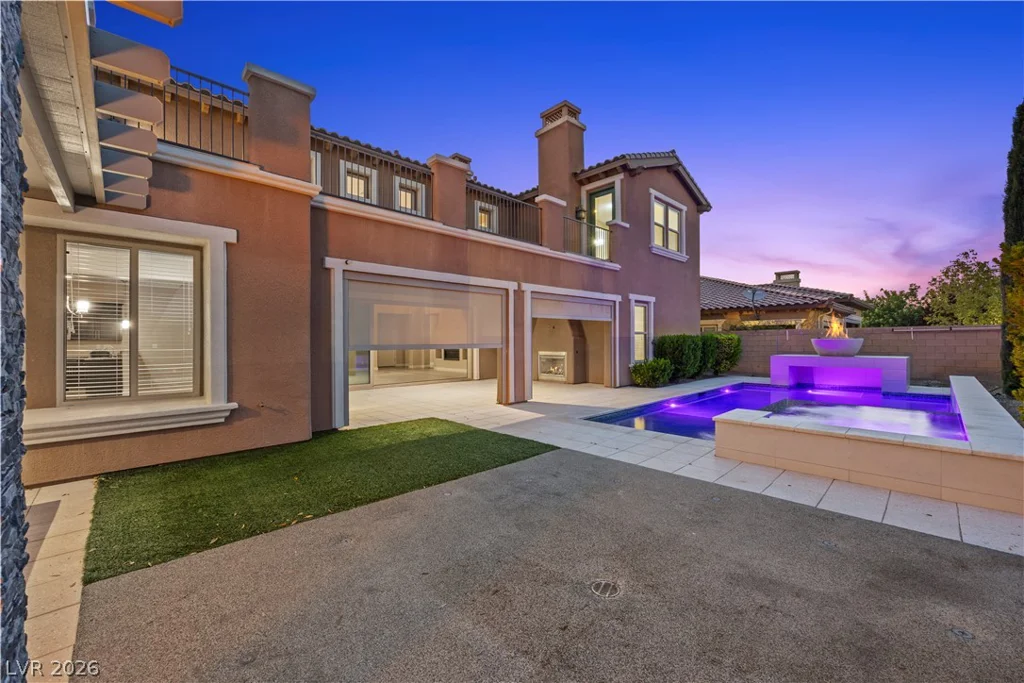 8 Tea Olive, Las Vegas, NV 89141