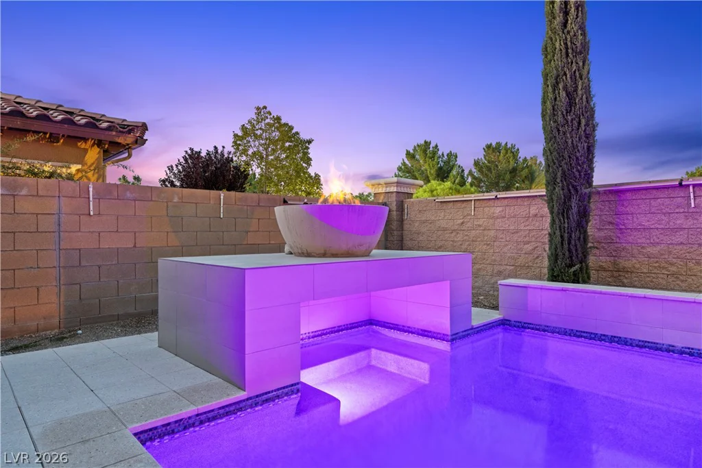 8 Tea Olive, Las Vegas, NV 89141