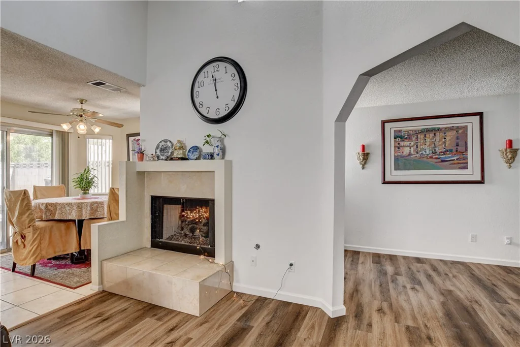 2530 Palace View, Las Vegas, NV 89121