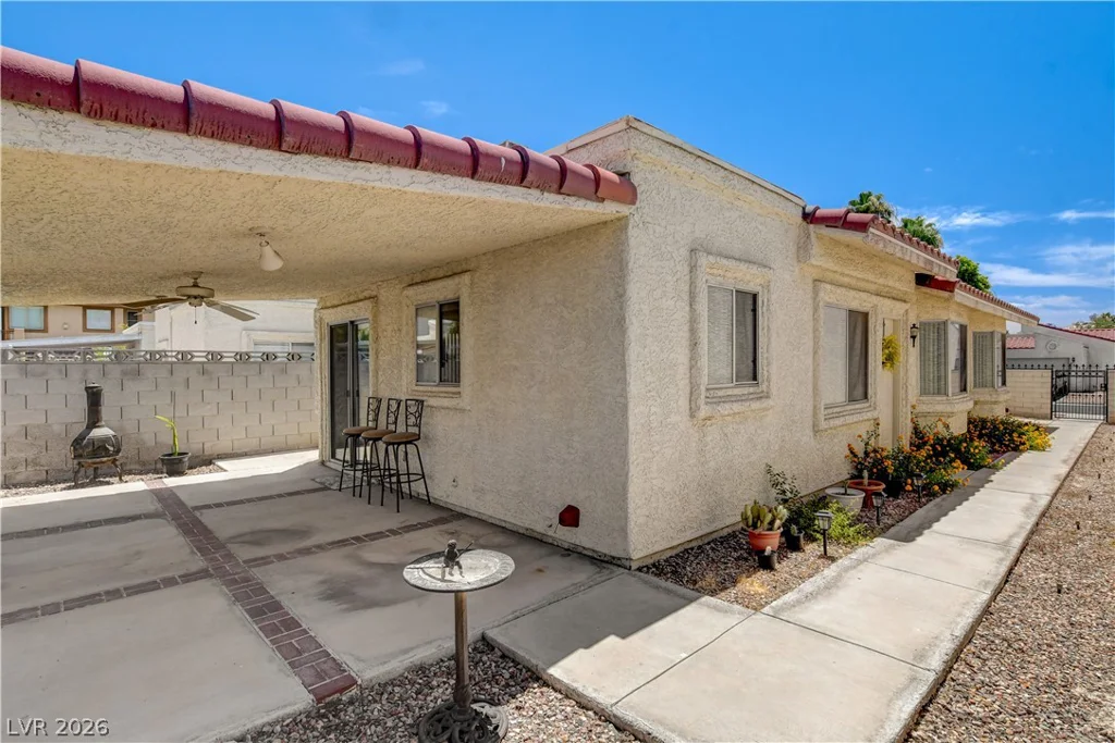 2530 Palace View, Las Vegas, NV 89121