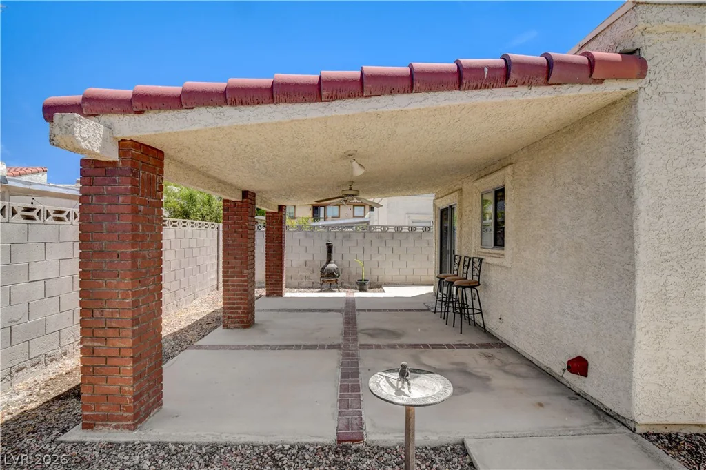 2530 Palace View, Las Vegas, NV 89121