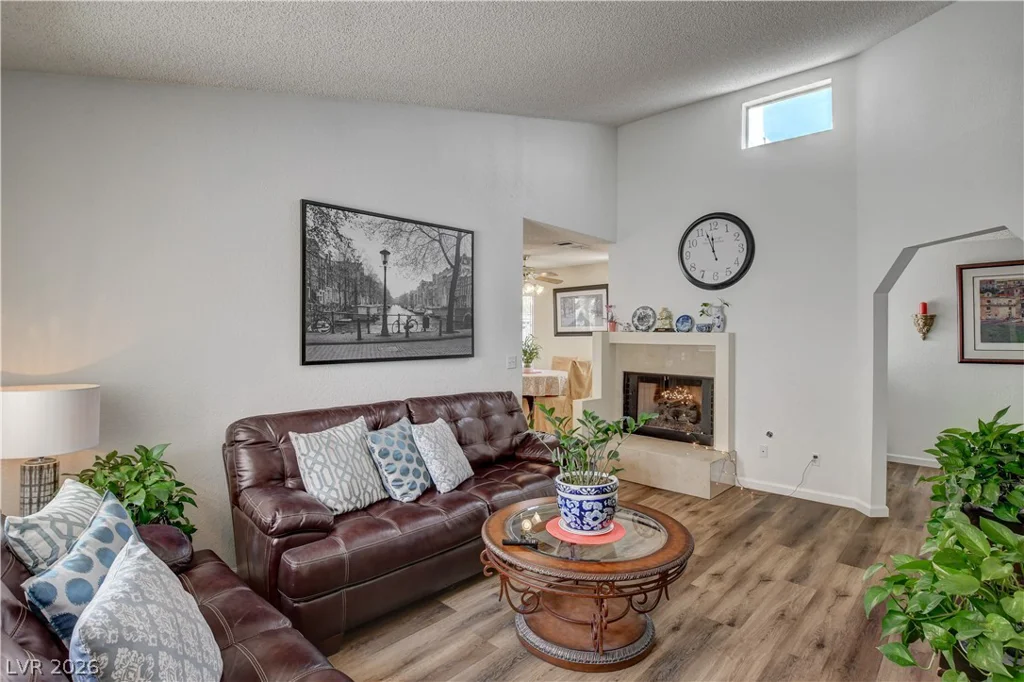 2530 Palace View, Las Vegas, NV 89121