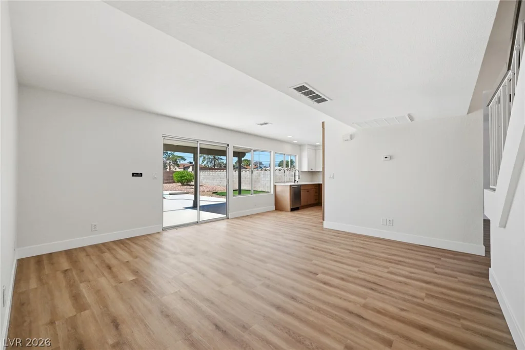 7275 Bridgeview, Las Vegas, NV 89147