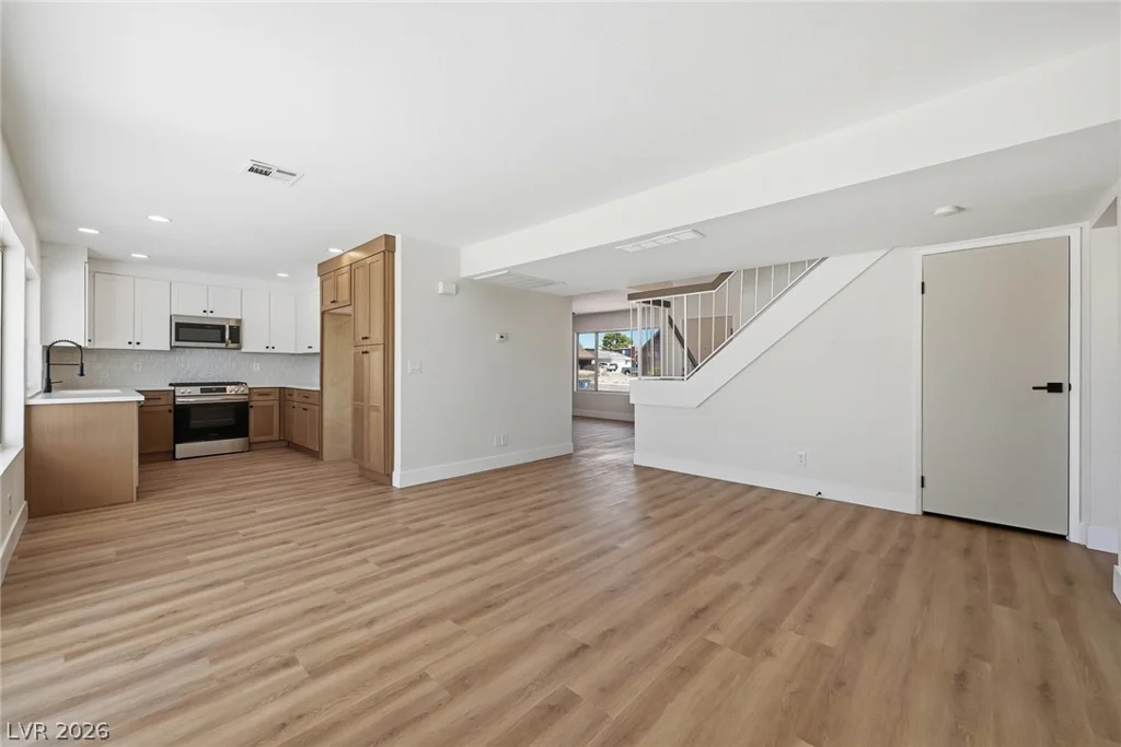 7275 Bridgeview, Las Vegas, NV 89147