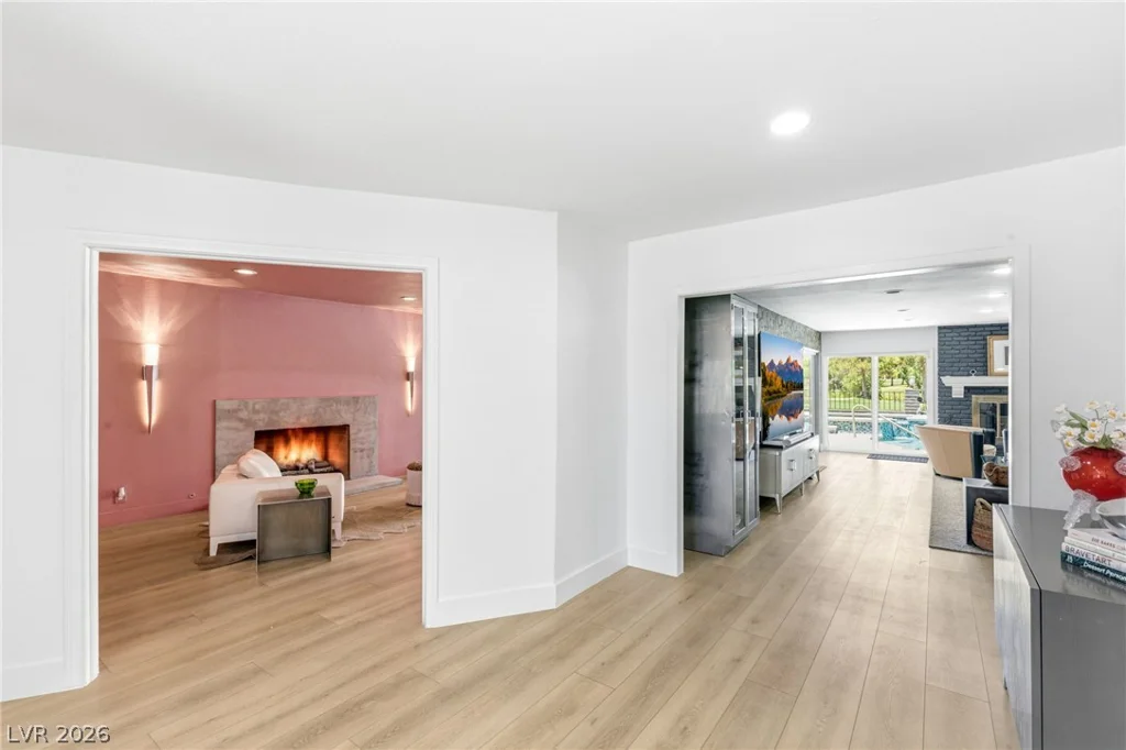 2058 Mohigan, Las Vegas, NV 89169