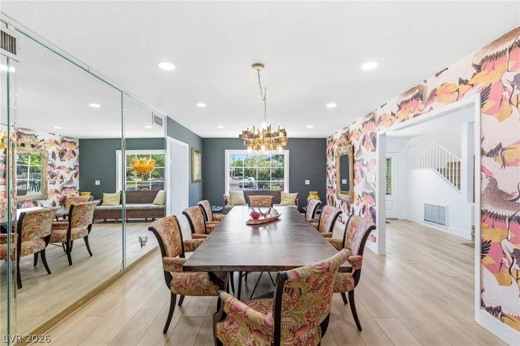 2058 Mohigan, Las Vegas, NV 89169