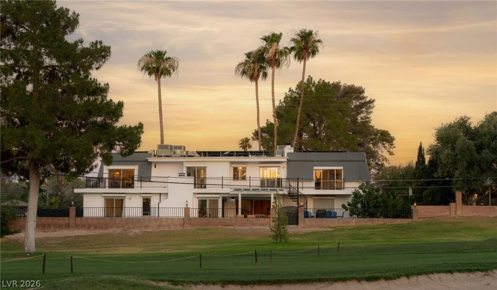 2058 Mohigan, Las Vegas, NV 89169