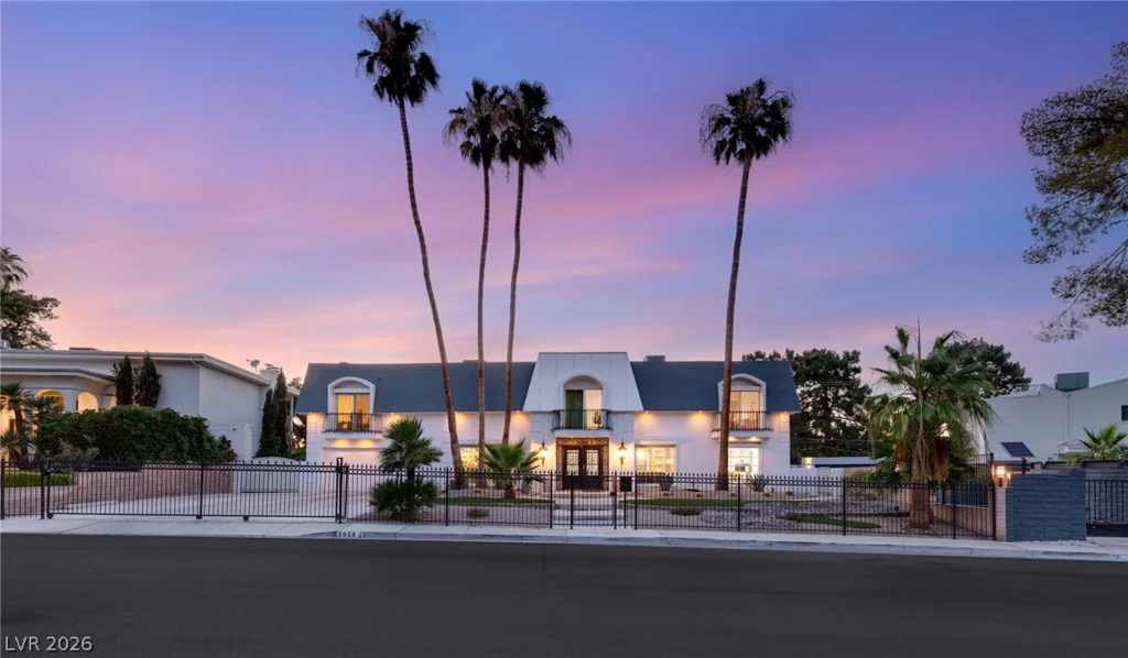 2058 Mohigan, Las Vegas, NV 89169