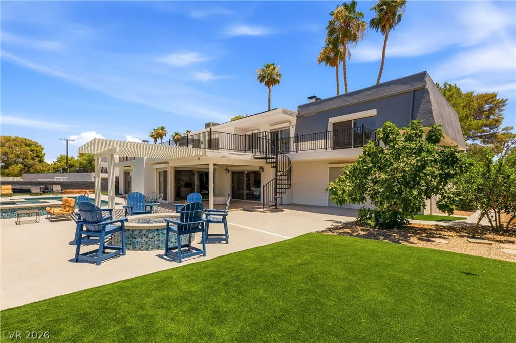 2058 Mohigan, Las Vegas, NV 89169