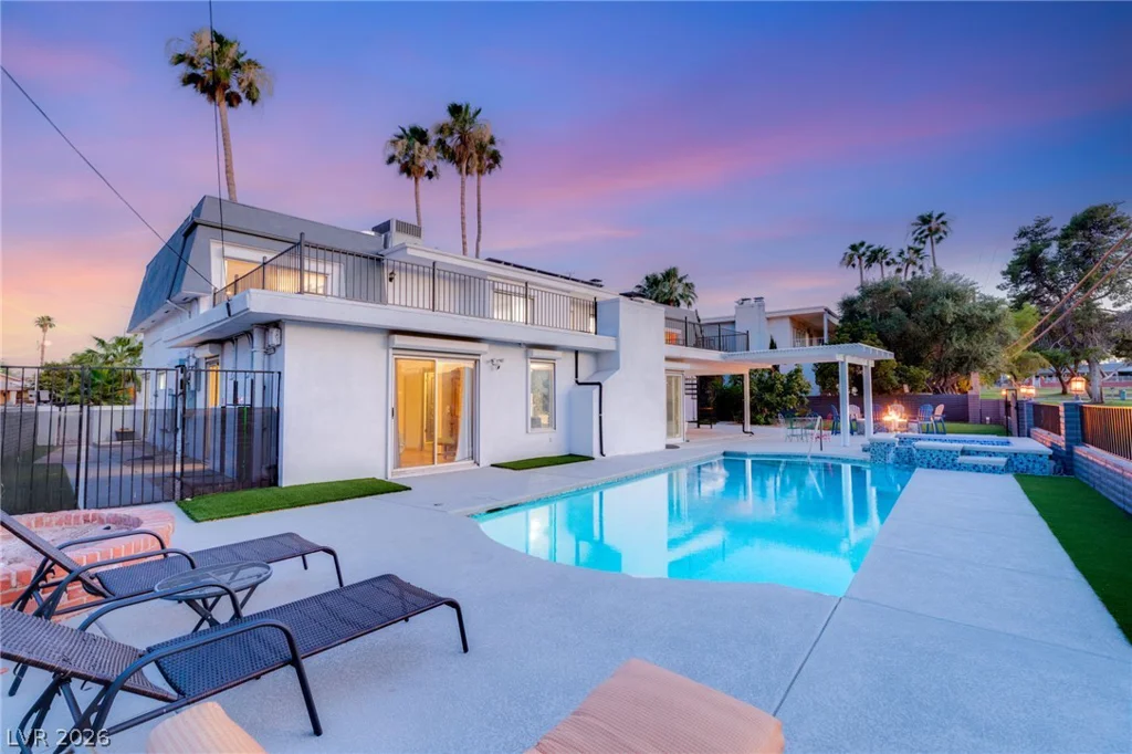 2058 Mohigan, Las Vegas, NV 89169