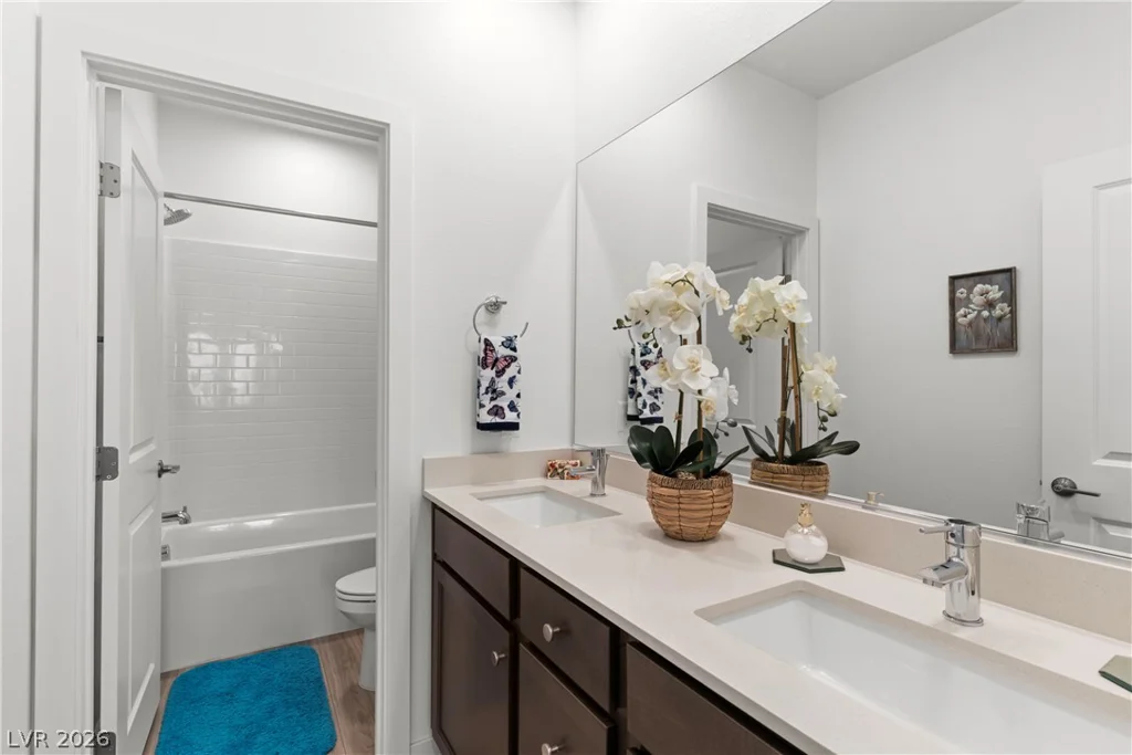 1422 Crimson Sunbird, North Las Vegas, NV 89084