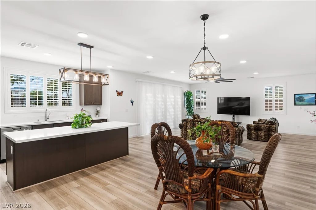 1422 Crimson Sunbird, North Las Vegas, NV 89084