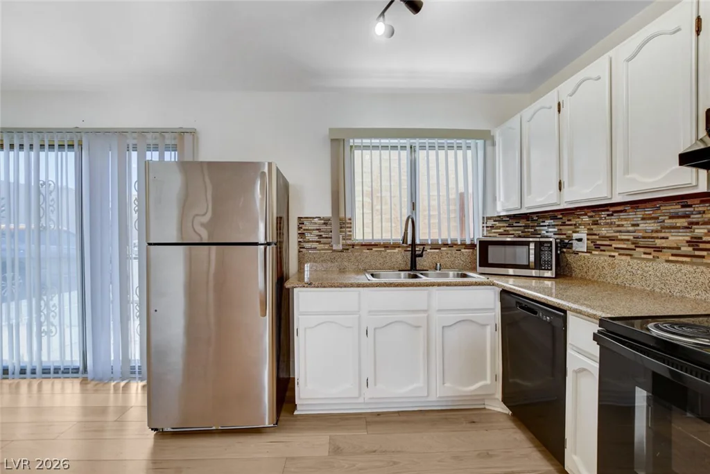 5198 Garden, Las Vegas, NV 89119