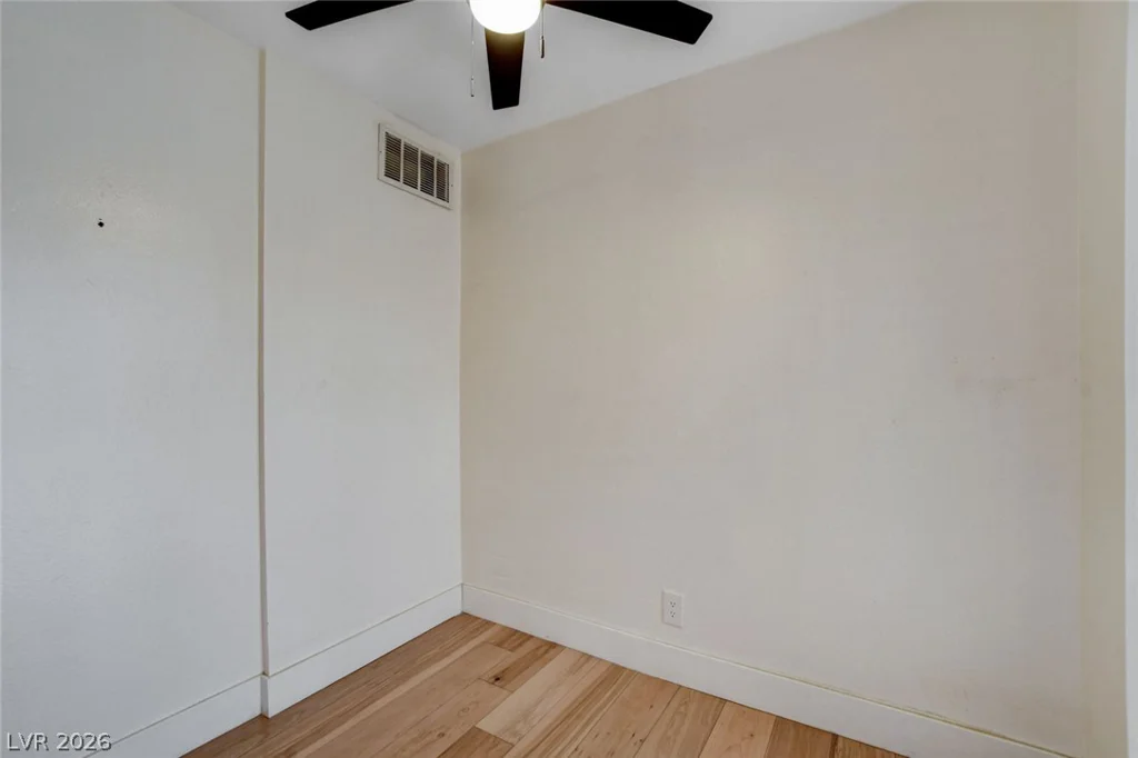 5198 Garden, Las Vegas, NV 89119