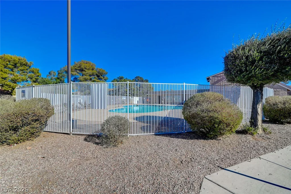 5198 Garden, Las Vegas, NV 89119