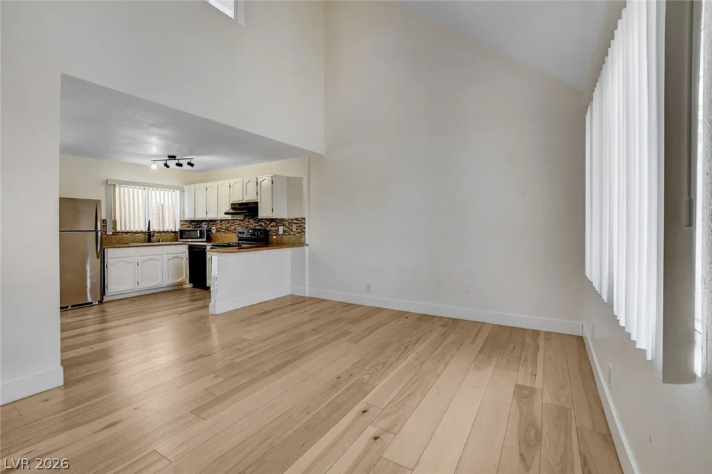 5198 Garden, Las Vegas, NV 89119