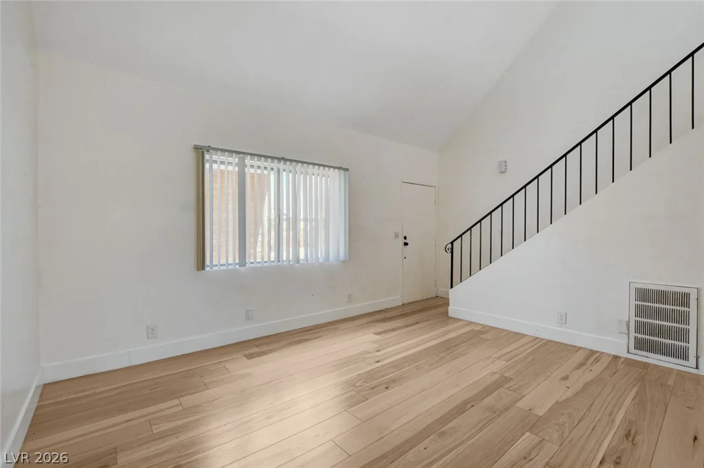 5198 Garden, Las Vegas, NV 89119