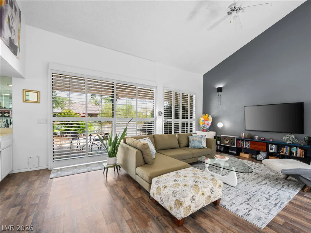 2828 San Lago, Las Vegas, NV 89121
