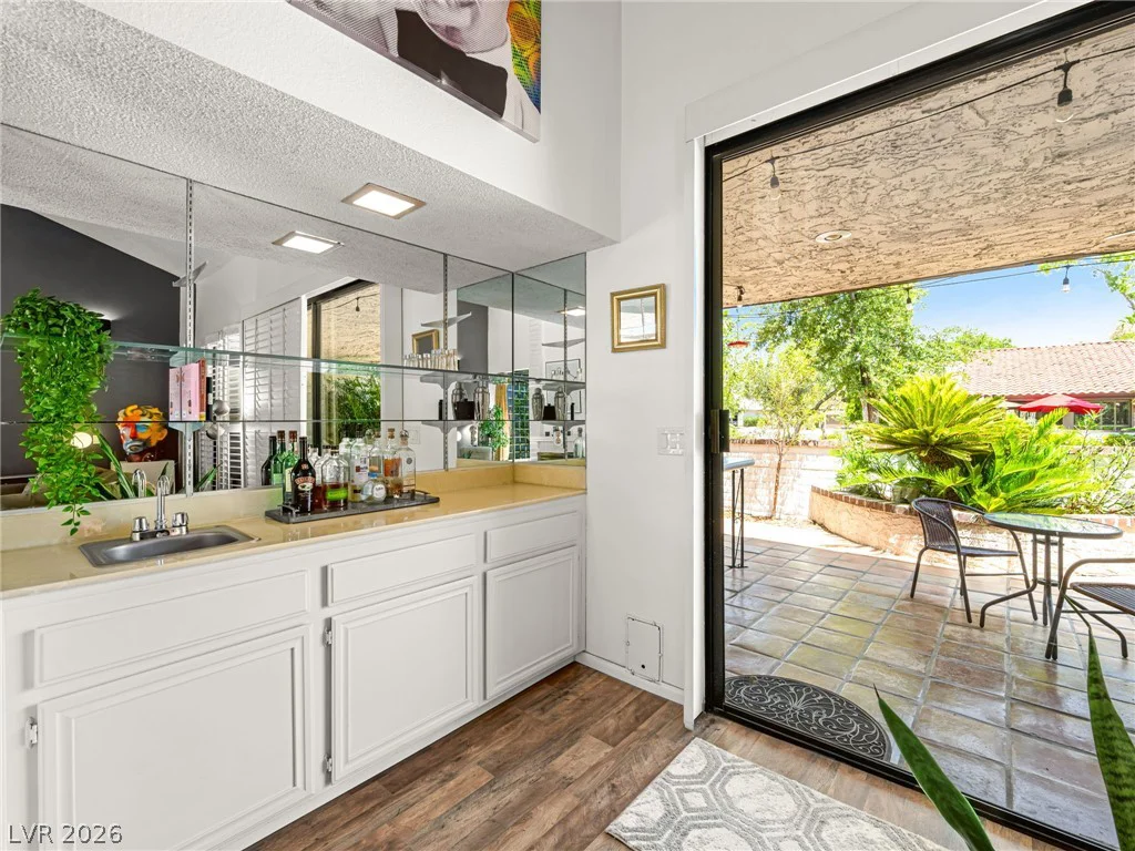 2828 San Lago, Las Vegas, NV 89121