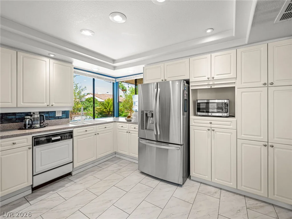 2828 San Lago, Las Vegas, NV 89121