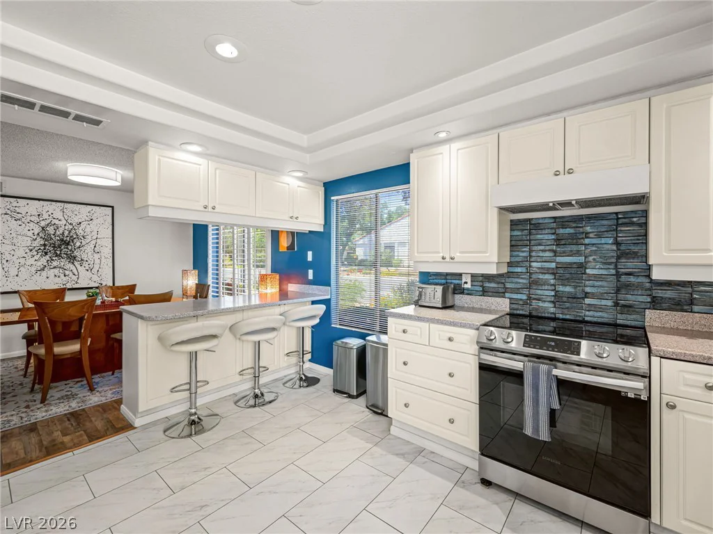 2828 San Lago, Las Vegas, NV 89121