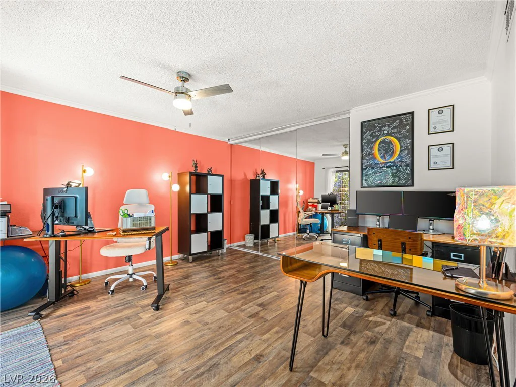 2828 San Lago, Las Vegas, NV 89121