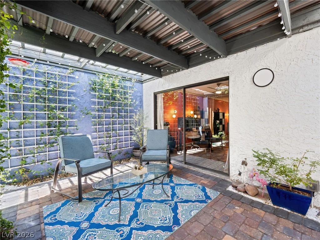 2828 San Lago, Las Vegas, NV 89121