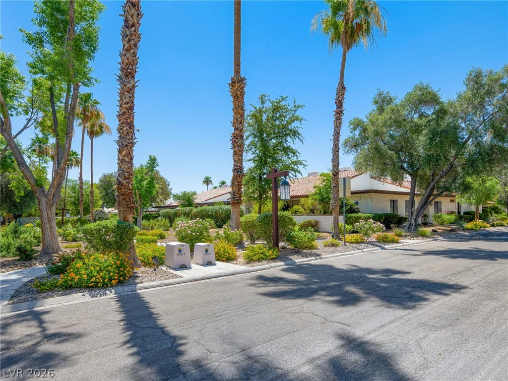 2828 San Lago, Las Vegas, NV 89121