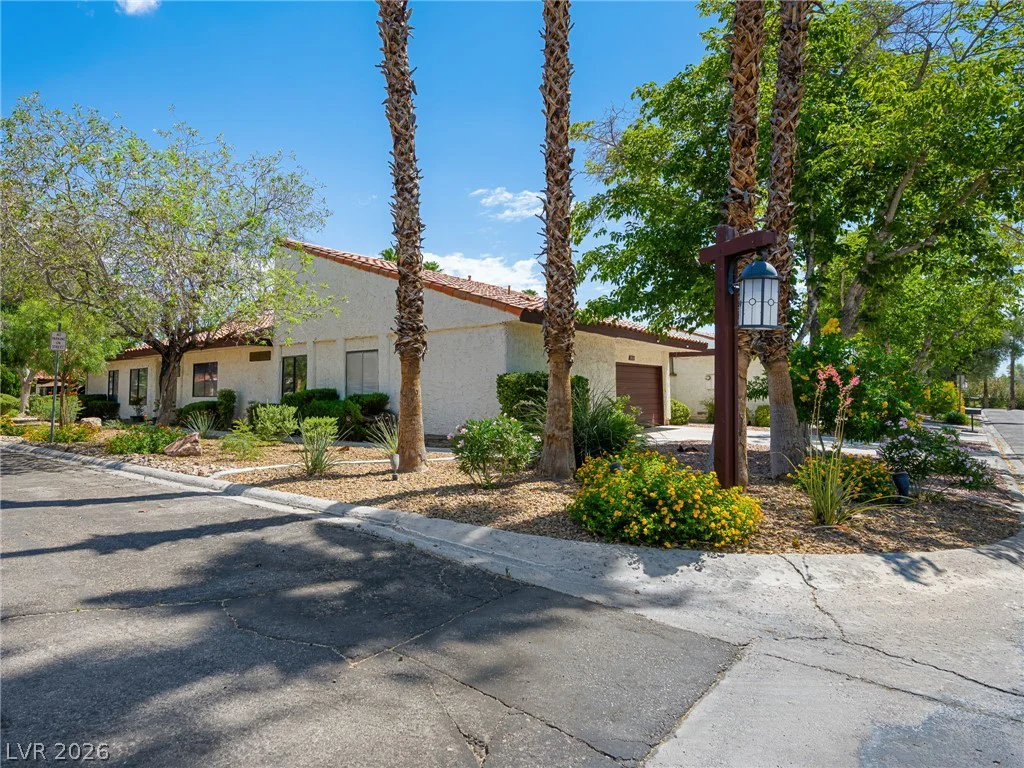 2828 San Lago, Las Vegas, NV 89121